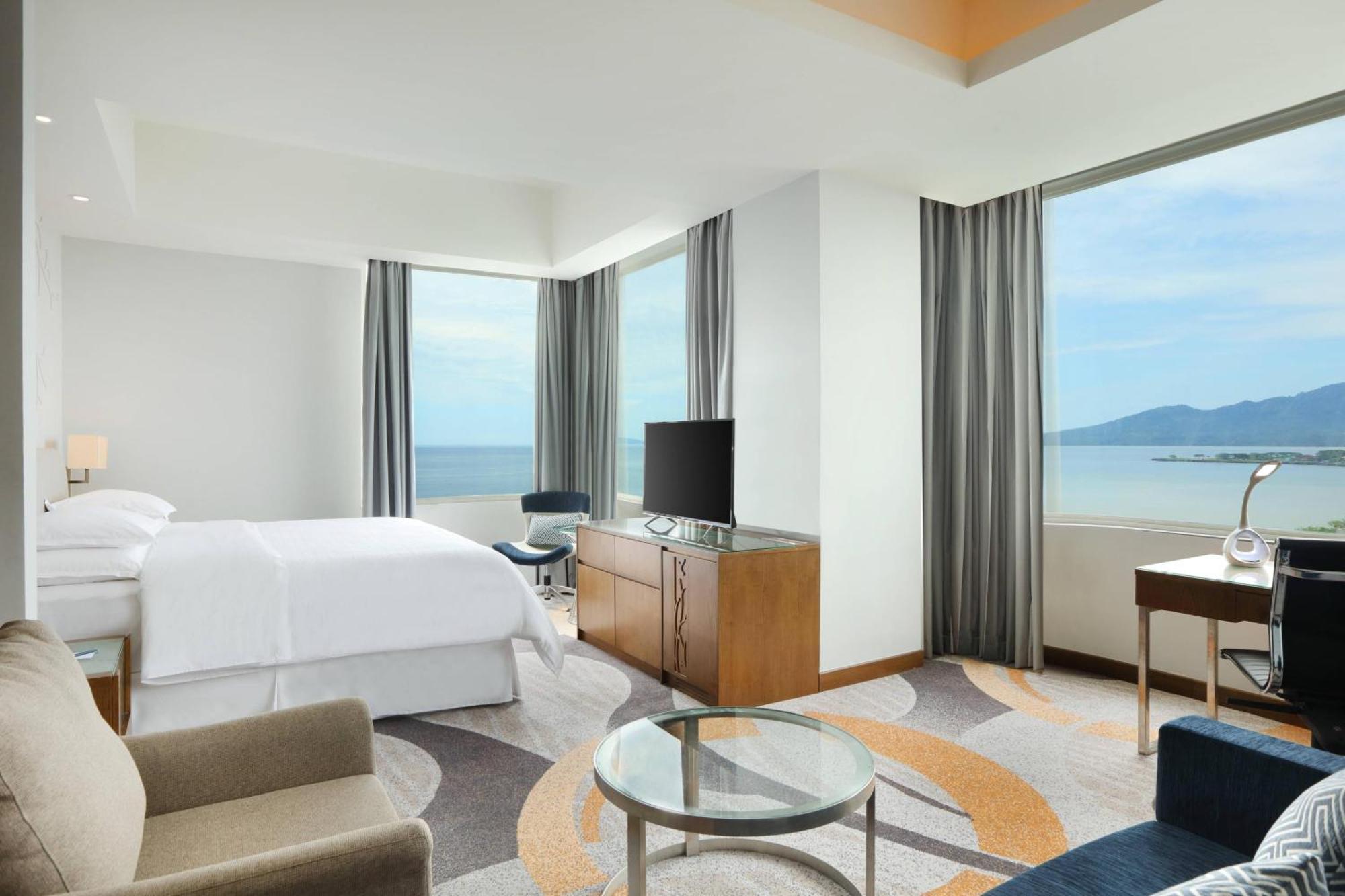 Four Points By Sheraton Manado Luaran gambar